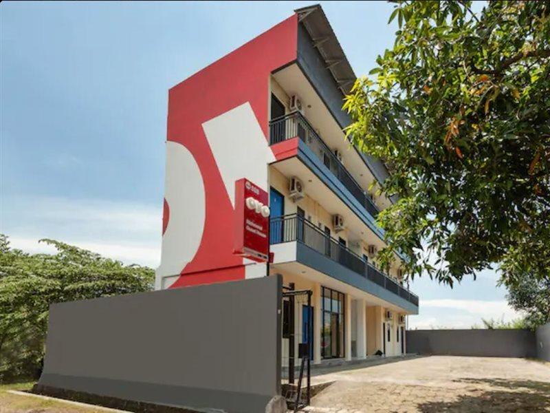 Richmond Guest House Cirebon Redpartner Eksteriør bilde