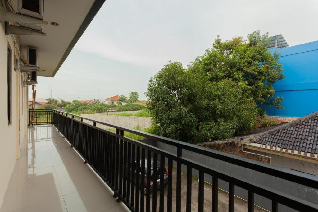 Richmond Guest House Cirebon Redpartner Eksteriør bilde